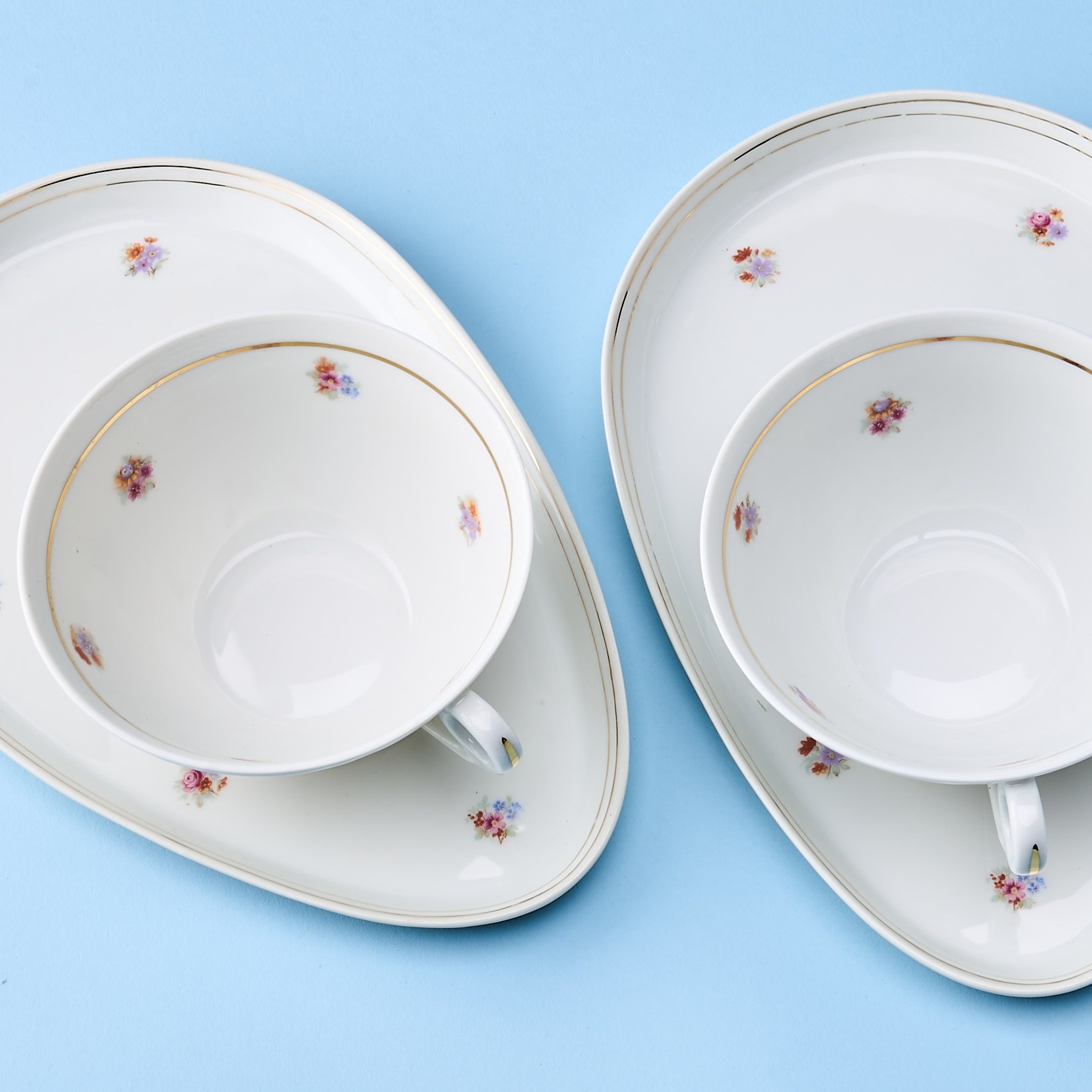 vaisselle ancienne tasses à thé en porcelaine