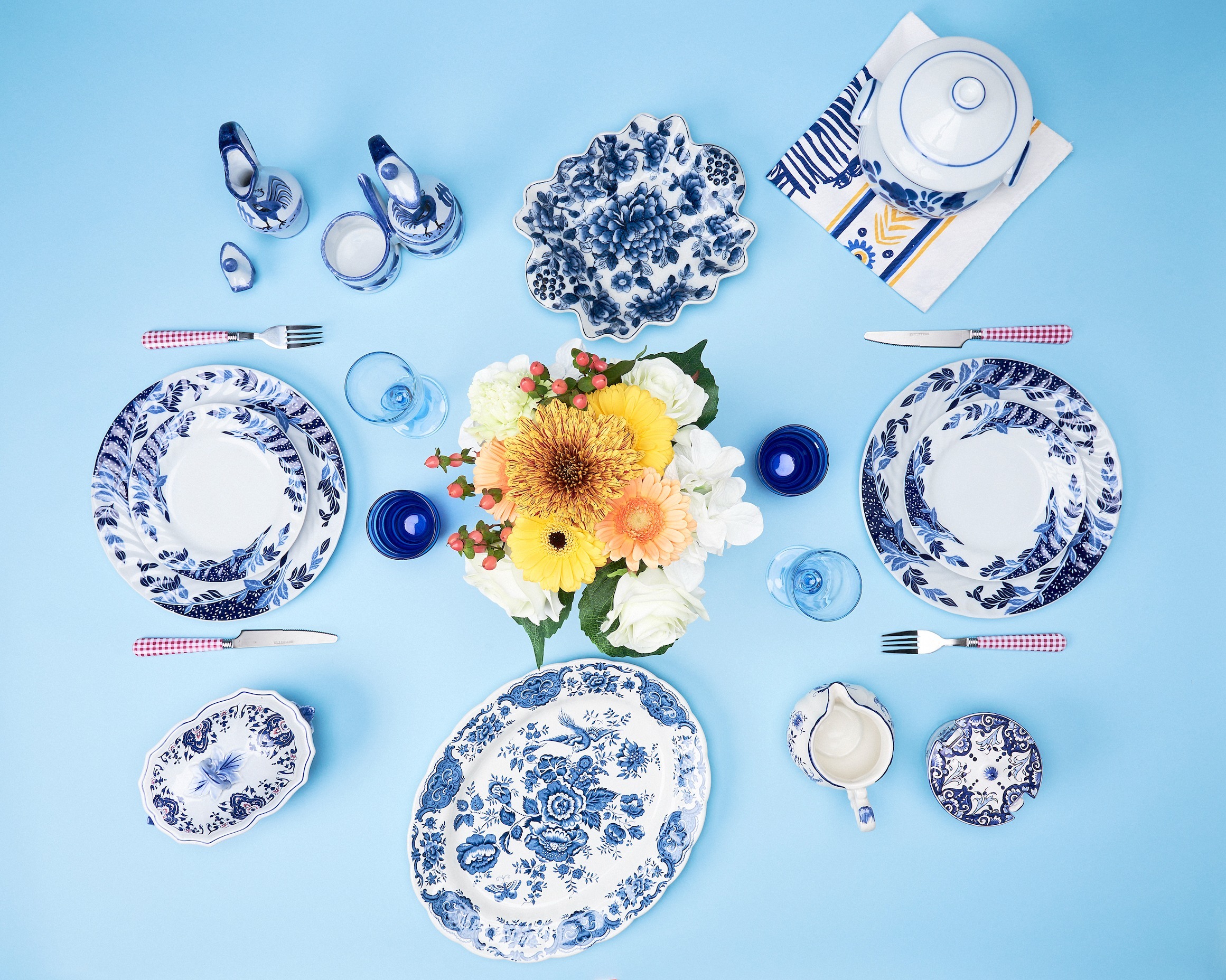 bonsens table bleu basse def