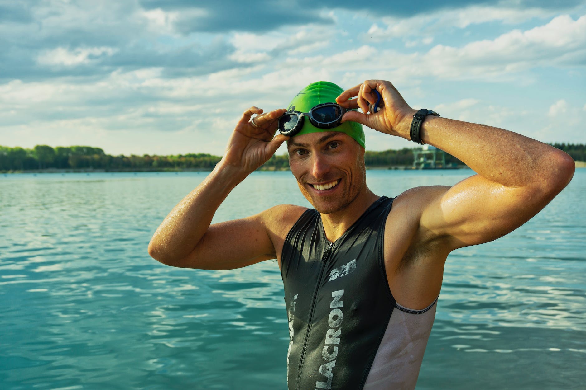 Pourquoi porter des lunettes de natation?
