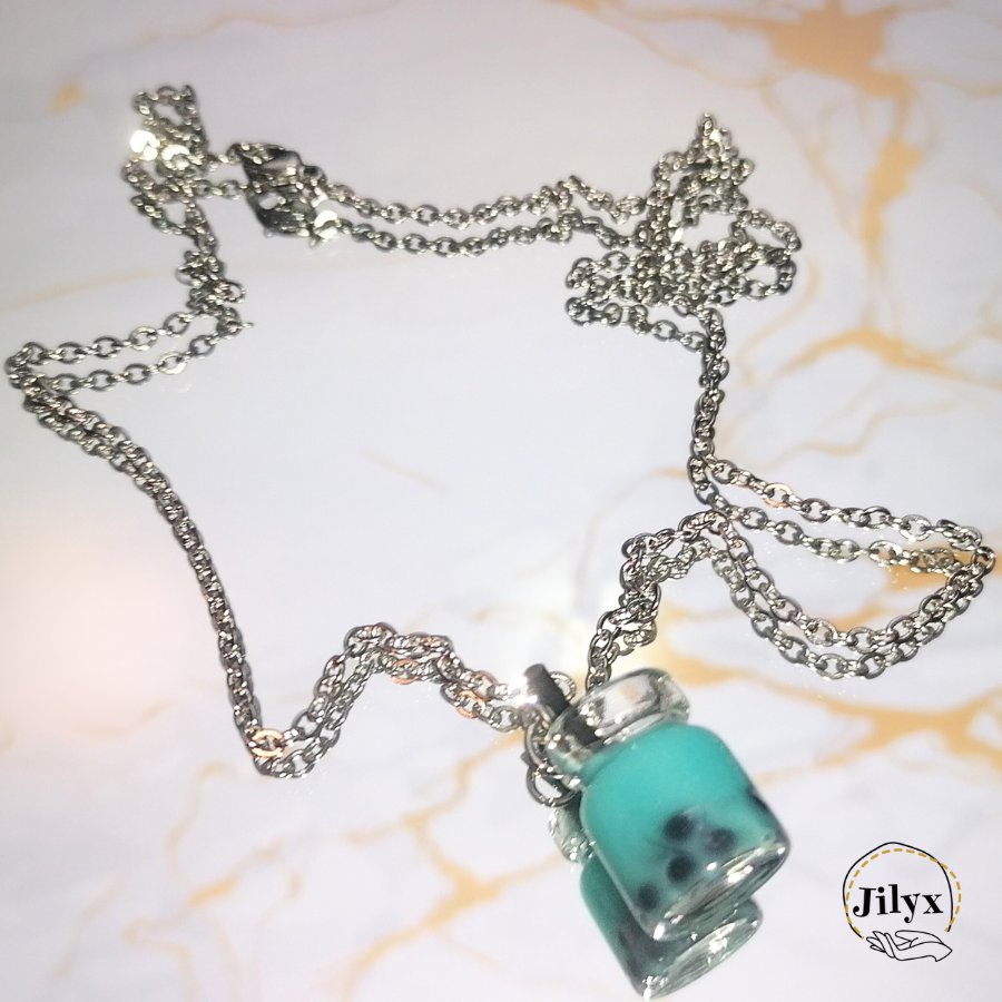 Collier avec pendentif bubble tea bleu marbre