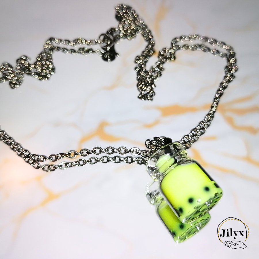 Collier avec pendentif bubble tea jaune marbre