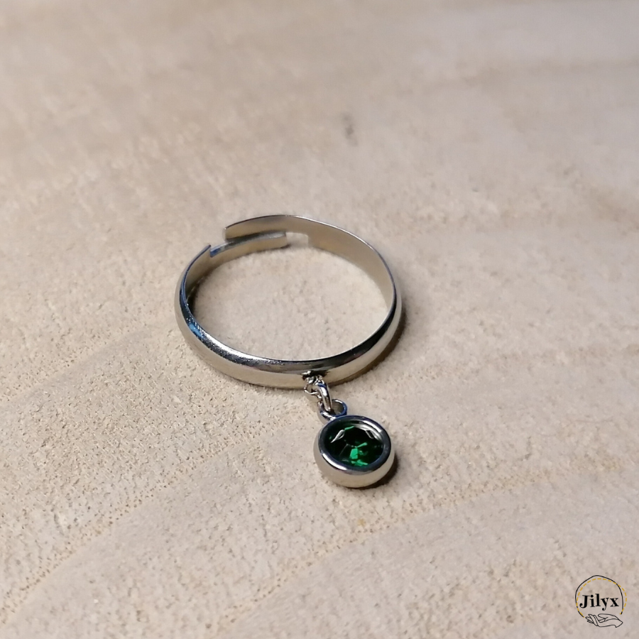 Bague argentée 3mm strass vert bois