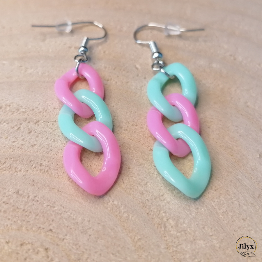 Boucles doreilles chaines grandes mailles rose et bleu bois (2)