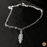 Bracelet pendentif plume argent satin