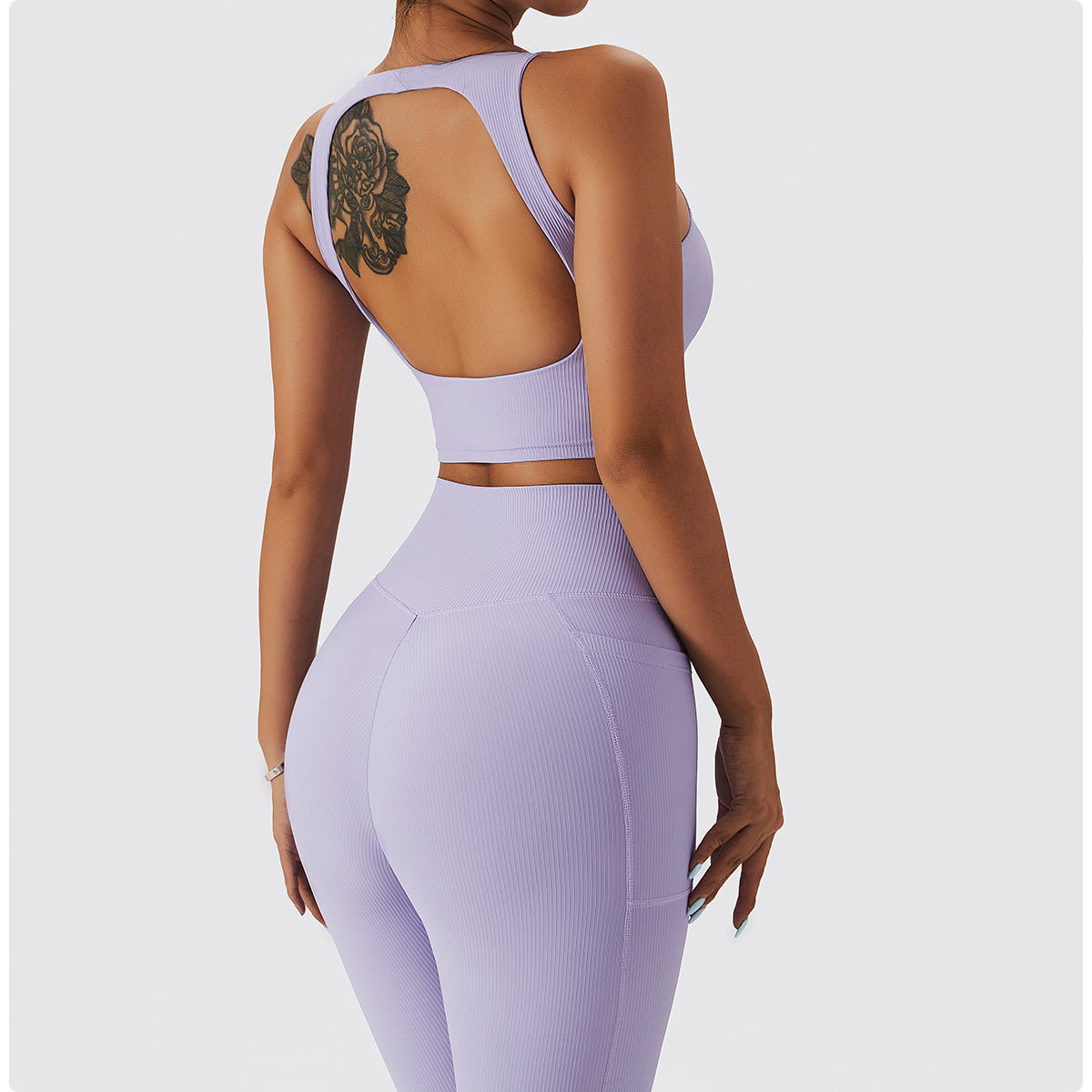 sleeveless top with leggings (4)