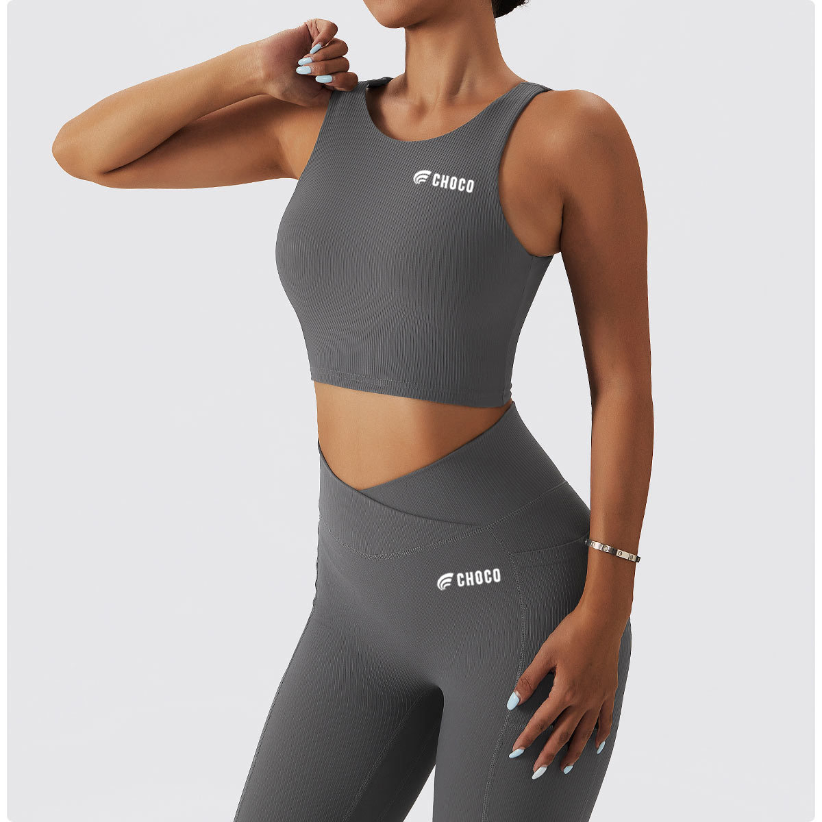 sleeveless top with leggings (14)