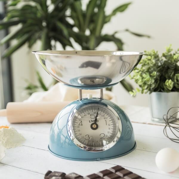 balance-de-cuisine-retro-vintage-5-kg-metal-acier-livoo-appetence-marques-françaises (4)