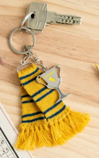 porte cles echarpe poufsouffle 3