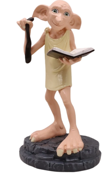 statue dobby avec chaussette