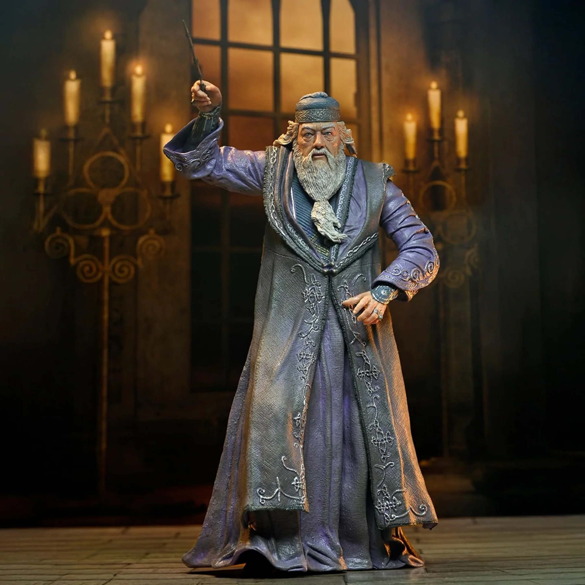 figurine_action_dumbledore_NECA60548_3
