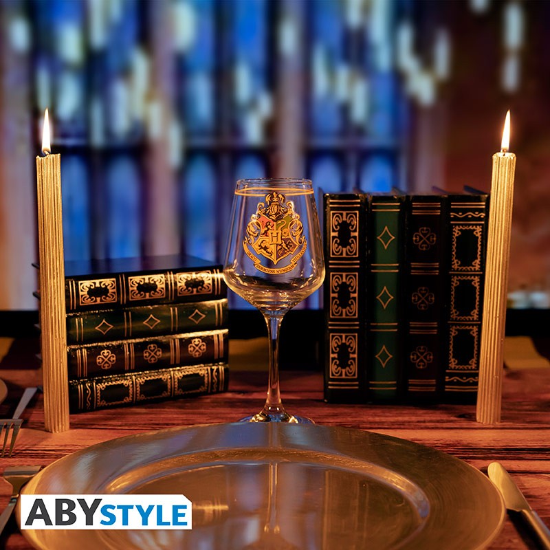 harry-potter-verre-a-pied-embleme-de-poudlard (1)