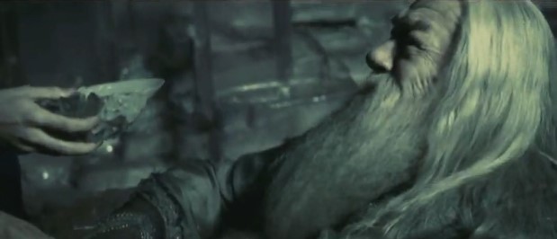 La Coupe de Cristal - Harry Potter  NN1009.jpeg