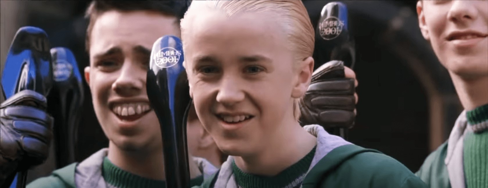 Réplique Collector du balai Nimbus 2001  NN7535_480