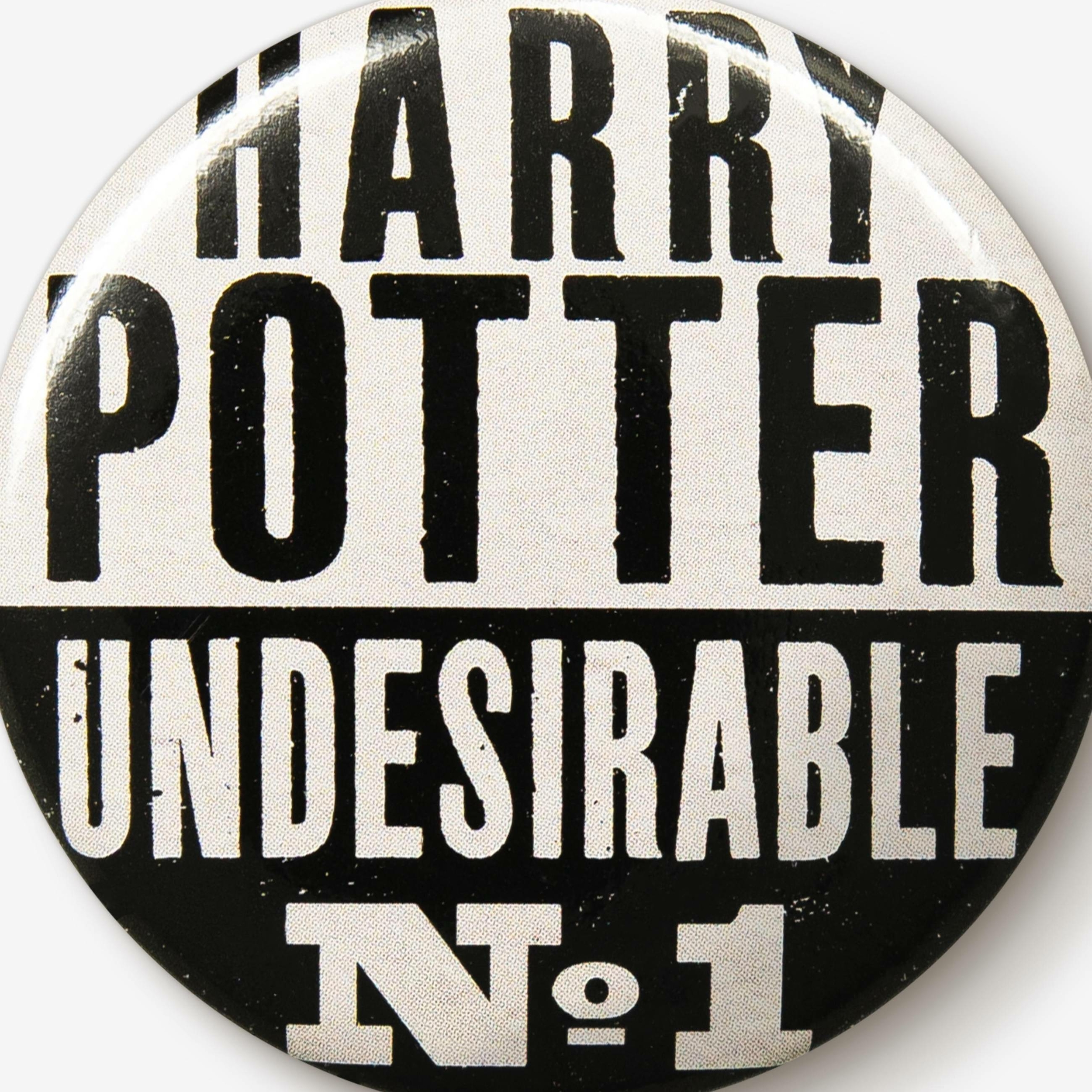 Pins La Gazette du Sorcier - Harry Potter Indésirable N°1 - MinaLima - Harry Potter HPBB15(2)