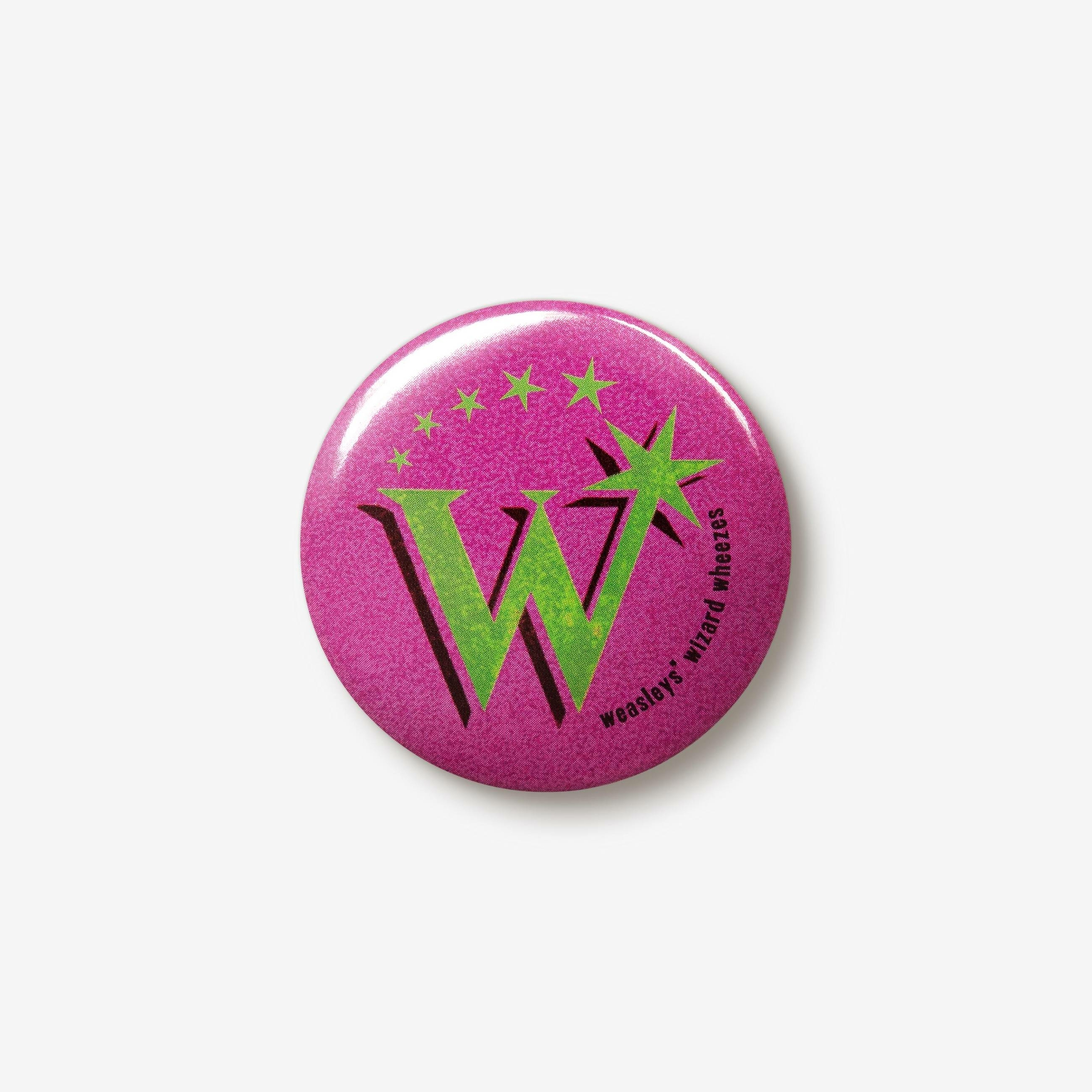Pins Logo Weasley, Farces pour Sorciers Facétieux - MinaLima - Harry Potter HPBB20(1)