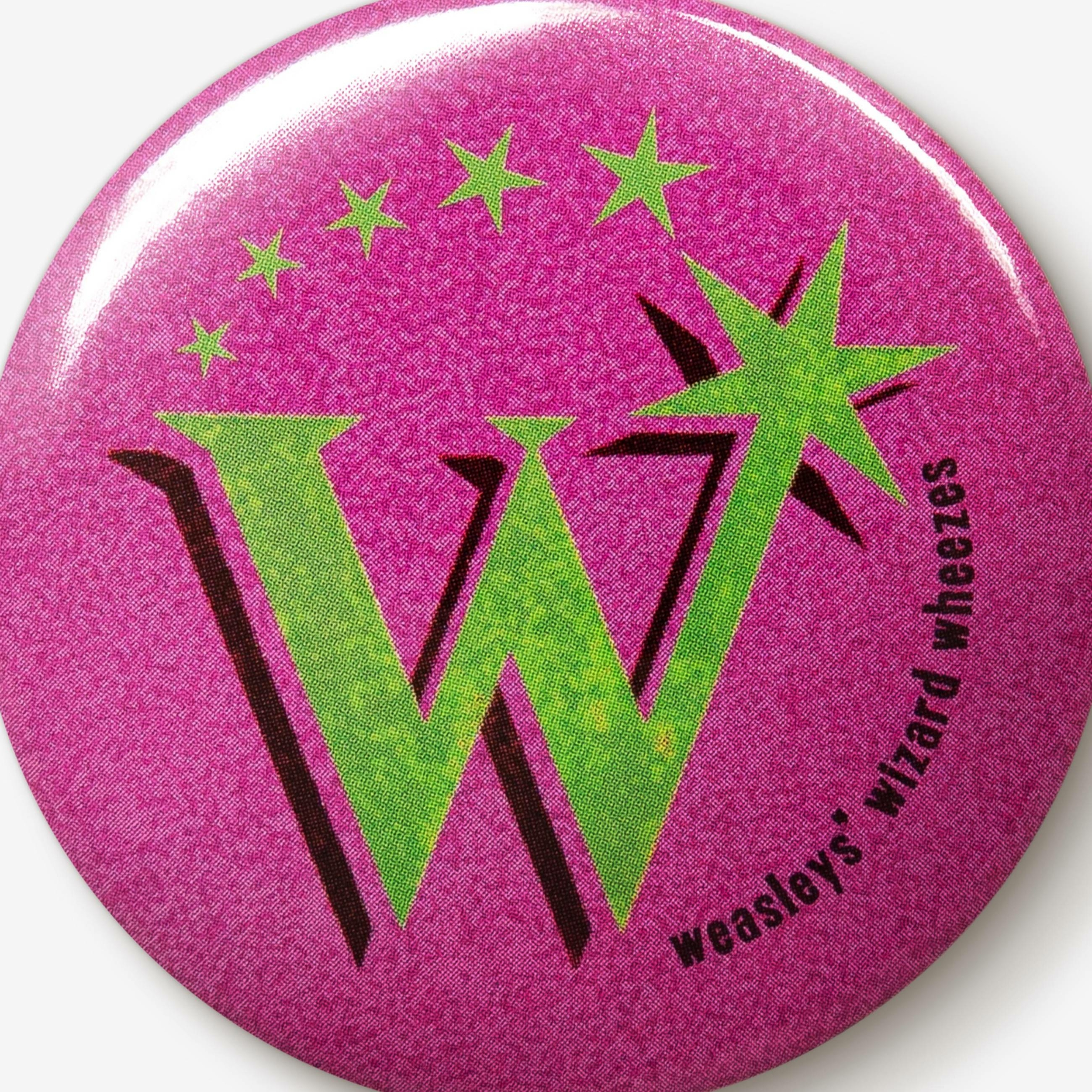 Pins Logo Weasley, Farces pour Sorciers Facétieux - MinaLima - Harry Potter HPBB20(2)