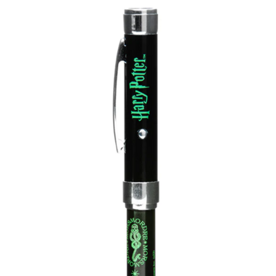 stylo projecteur marque des tenebres 2