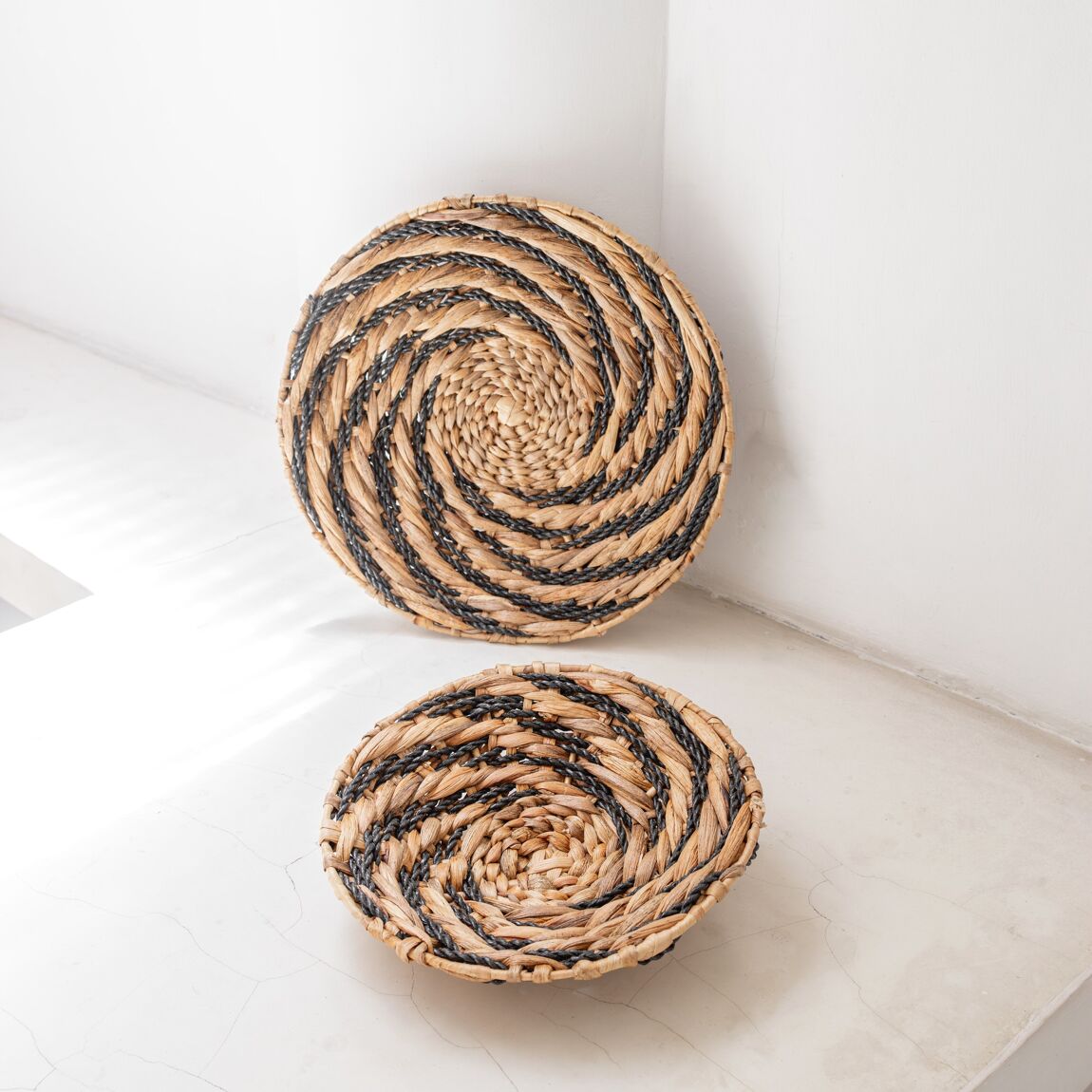 Panier ou Bol Déco Jacinthe deau BANDUNG Naturel et Noir 03