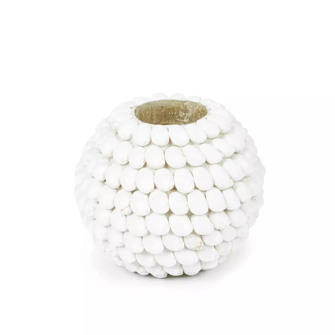 Bougeoir rond blanc recouvert de coquillages