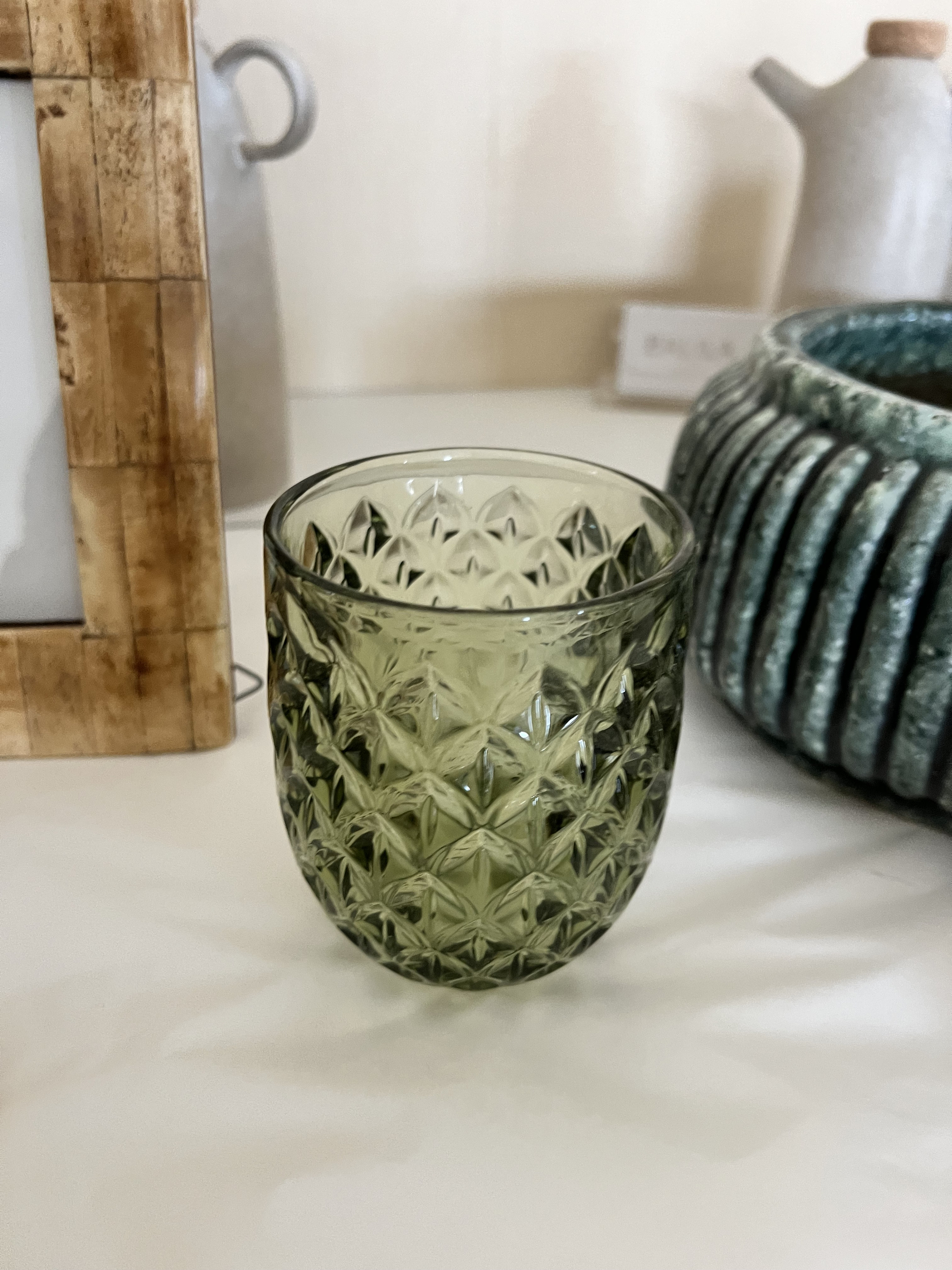 Verre à eau vert olive