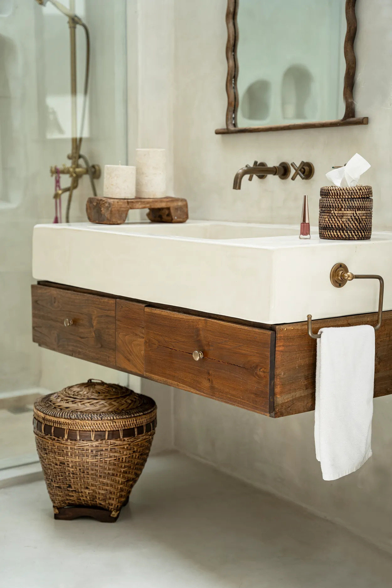 Panier de salle de bain artisanal indonésien