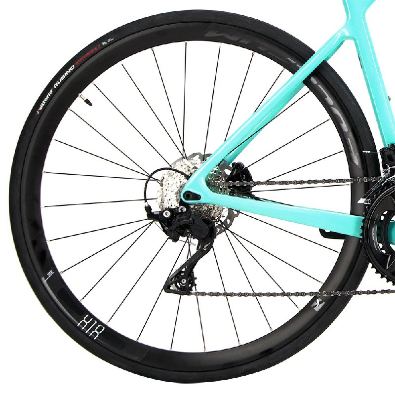 vélo_bianchi_sprint_105_12v_disc_2024_carbone_p4