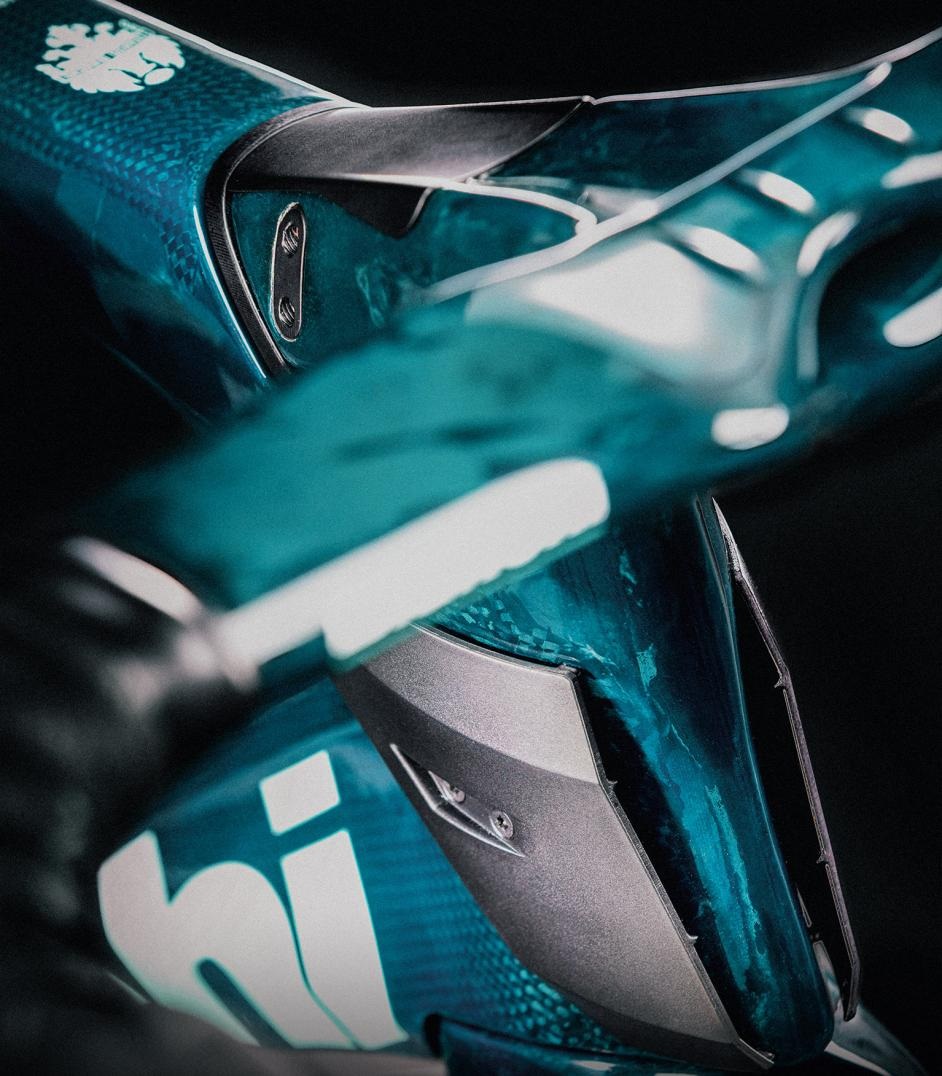 oltre_rc_dura_ace_di2_velo_serie_limitee_140th_anniversaire_bianchi_4