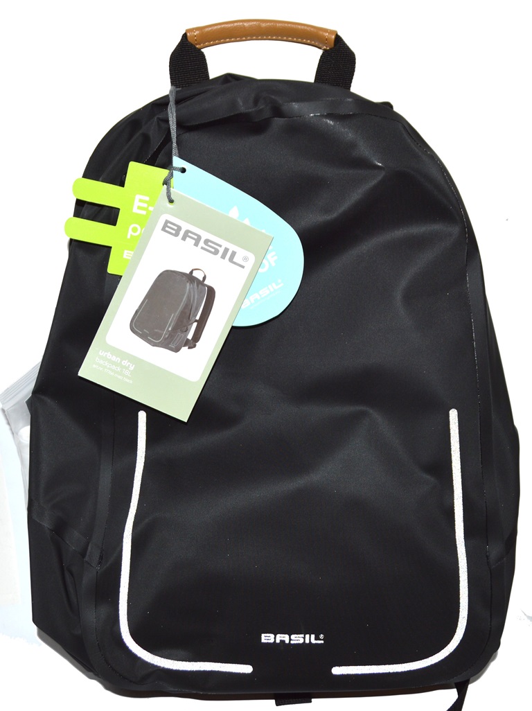 sacoche_arriere_sac_a_dos_urban_dry_backpack_hook_on_system_17l_noir_c9452249_basil_9