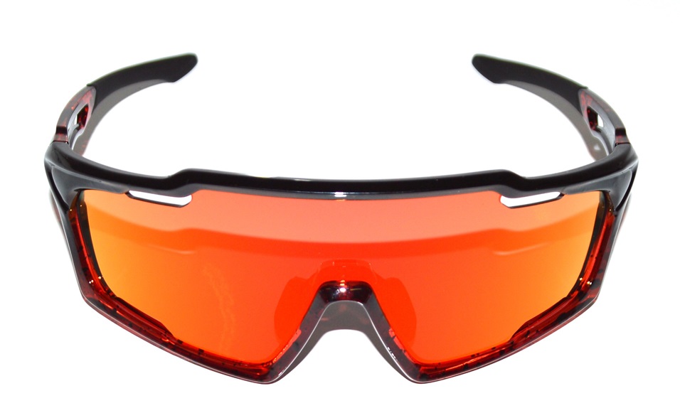 amsterdam_lunettes_miror_red_outdoor_master_3