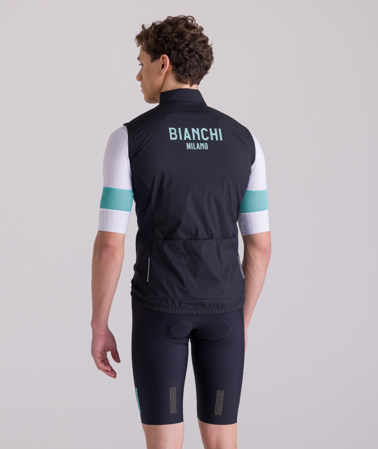 windshell_gilet_coupe_vent_pliable_mixte_noir_bianchi_milano_2025_4