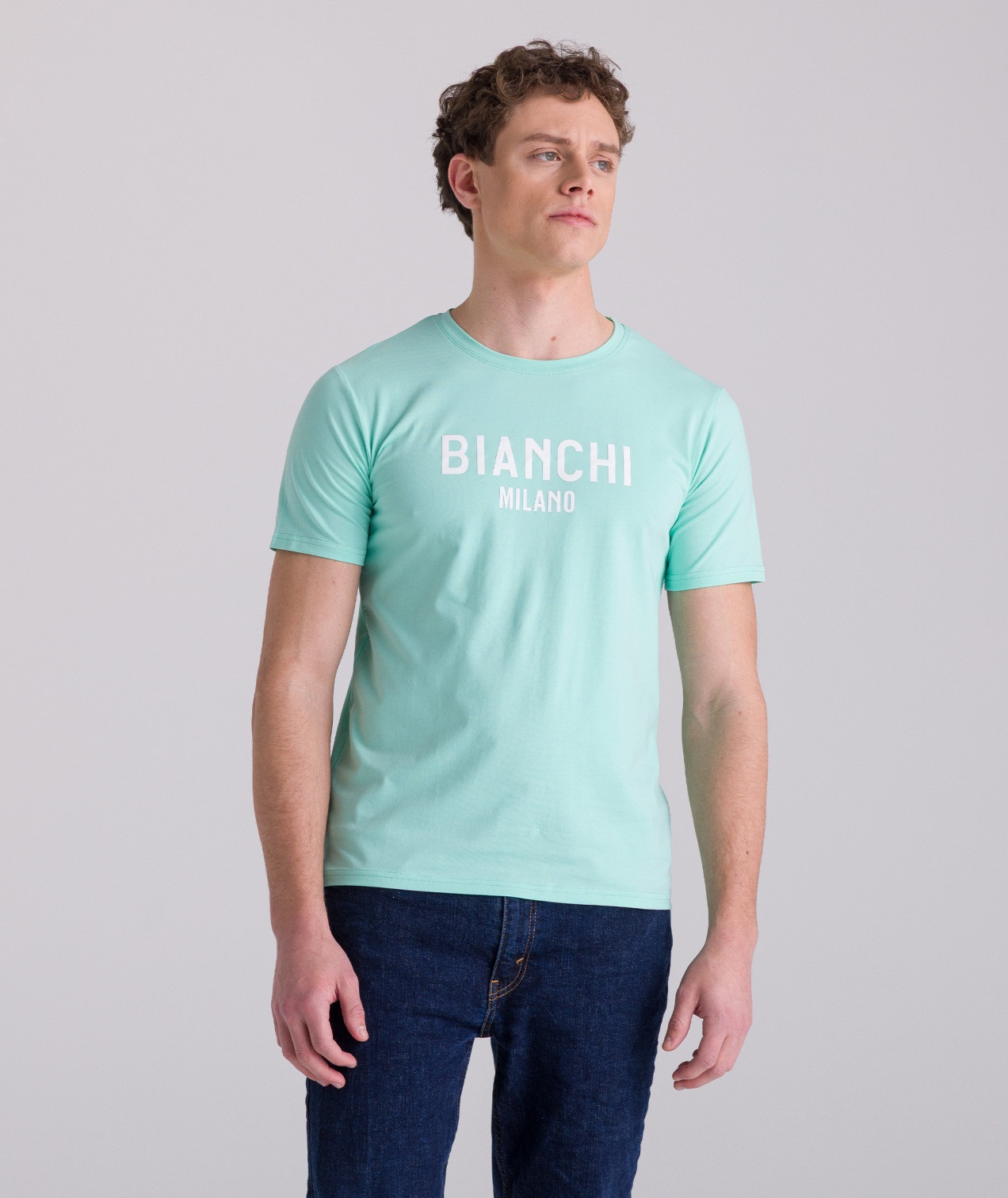 fan_lifestyle_t_shirt_celeste_bianchi_milano_2025