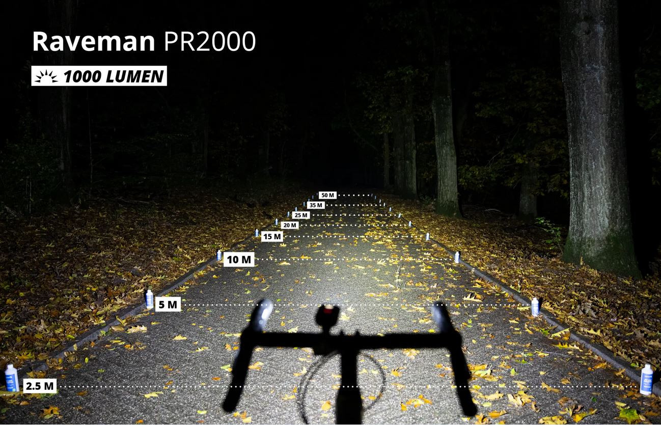 pr2000_eclairage_avant_puissant_ravemen_10