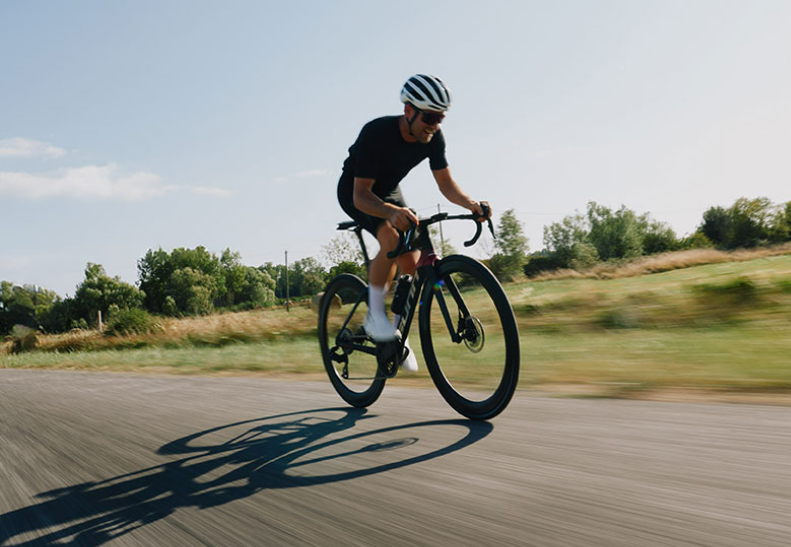 gp_finest_carbone_velo_route_disque_sunn_2026