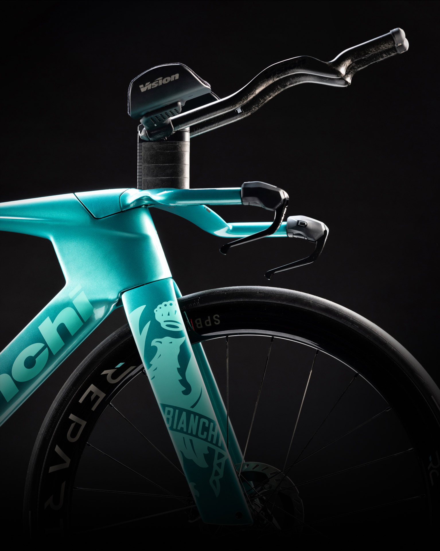 Aquila_disc_tri_force_axs_e1_velo_tt_triathlon_bianchi_2026_8