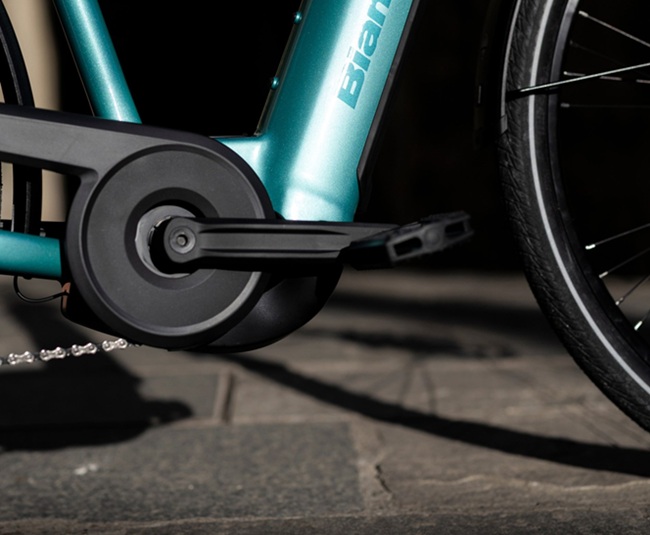 Velo_electrique_e_urbain_t_tronik_type_c_bianchi