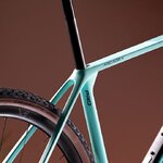 arcadex_pro_grx_820_822_ 1x12v_velo_gravel_celeste_graphite_af_bianchi_2025_3