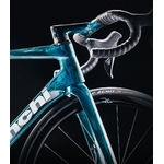 specialissima_rc_dura_ace_di2_velo_serie_limitee_140th_anniversaire_bianchi_2