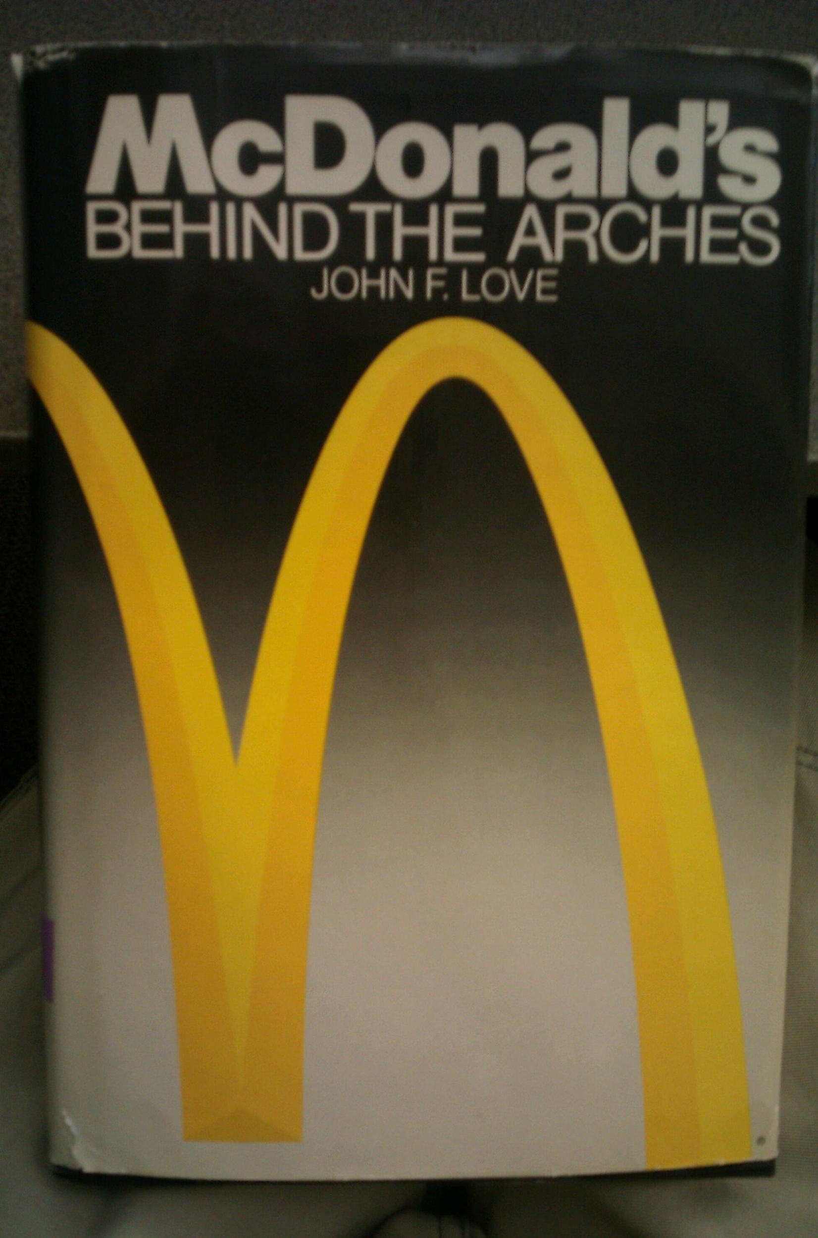 livre McDonald's: Behind the Arches