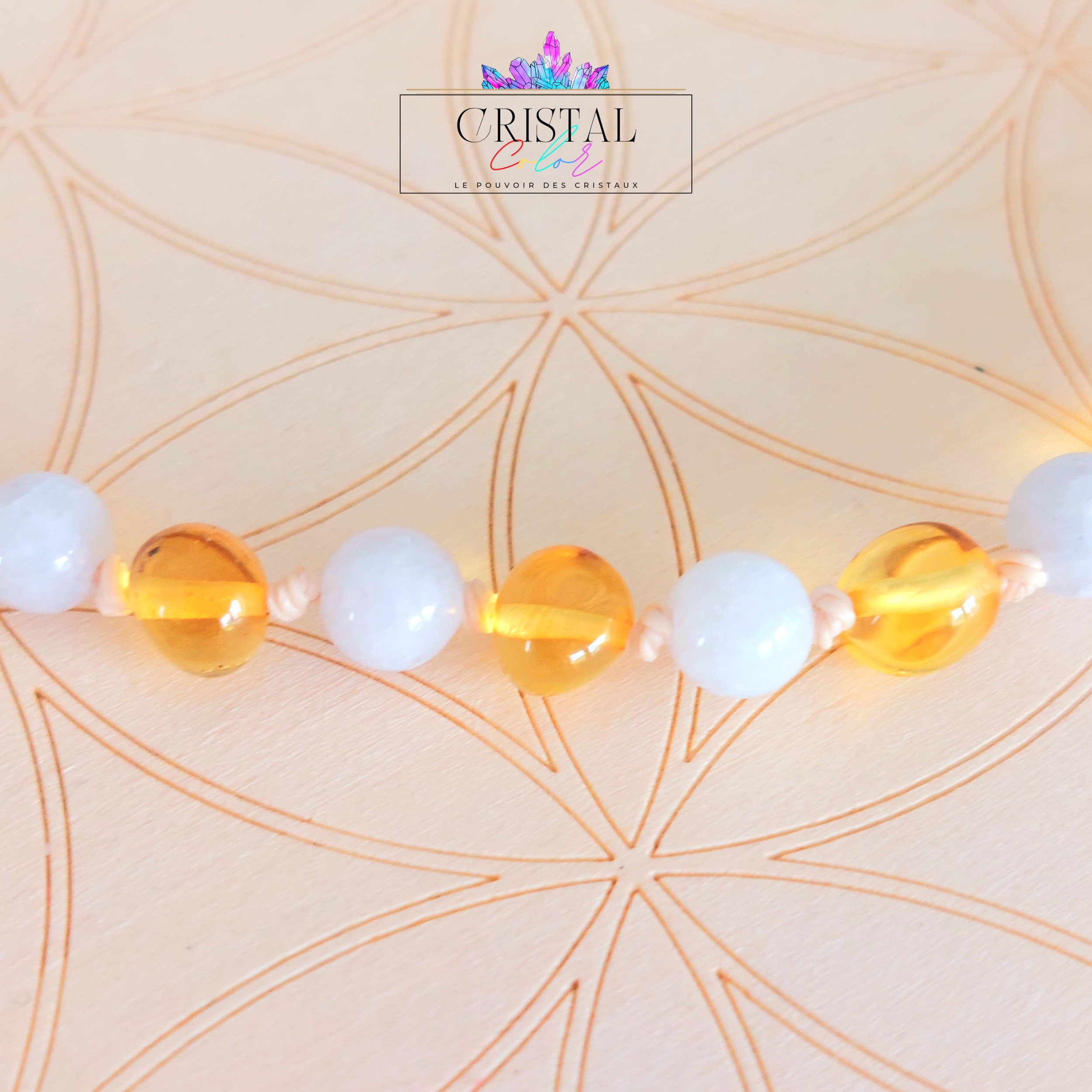 collier-bébé-enfant-ambre-ambre-miel-aigue-marine-pierre-naturelle-résine-naturelle-guerison-dent-soulagement-douleurs-dentaires-orl-cristal-color-le-pouvoir-des-cristaux-4