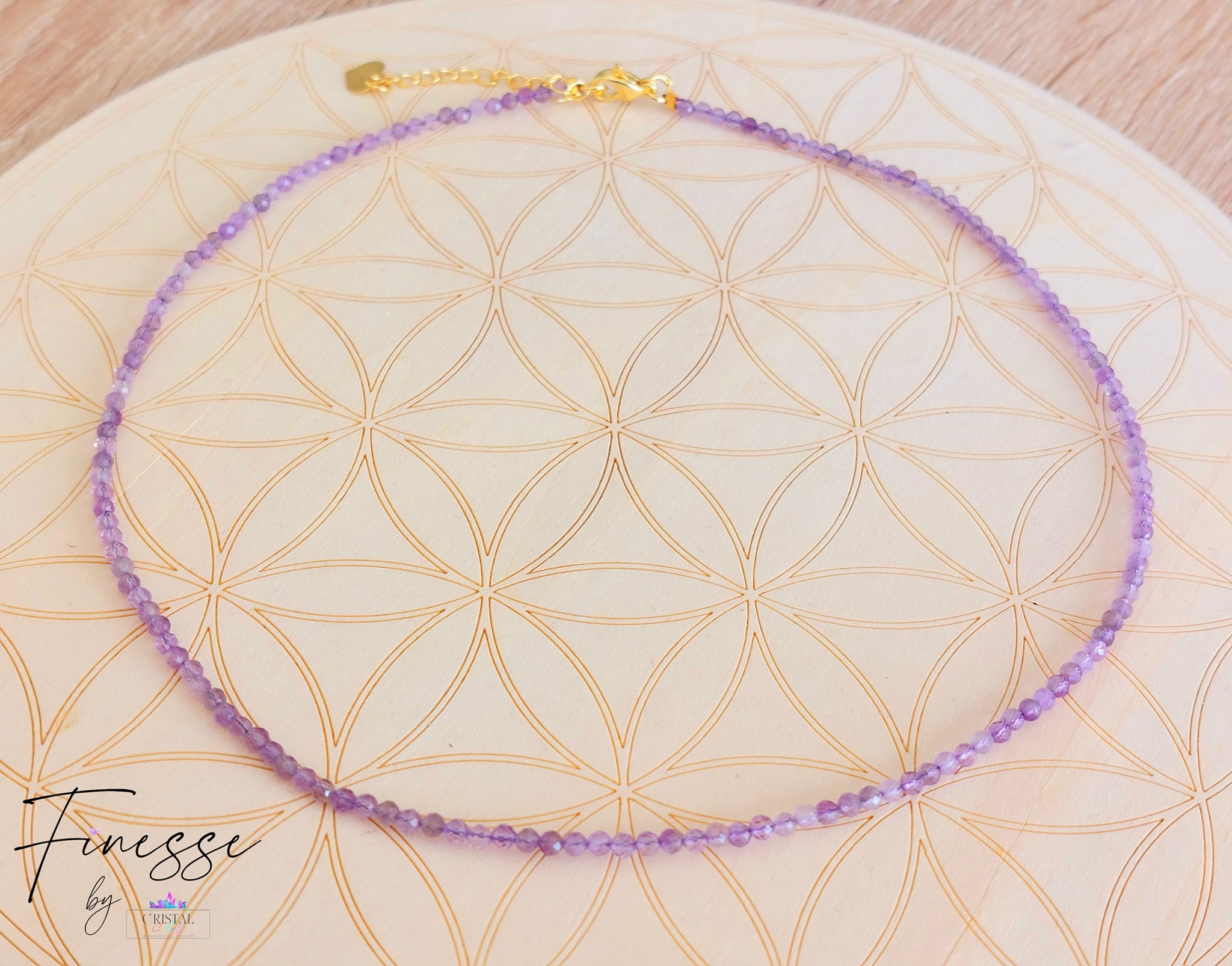 collier-ras-du-cou-perles-pierres-naturelles-amethyste-cristal-color