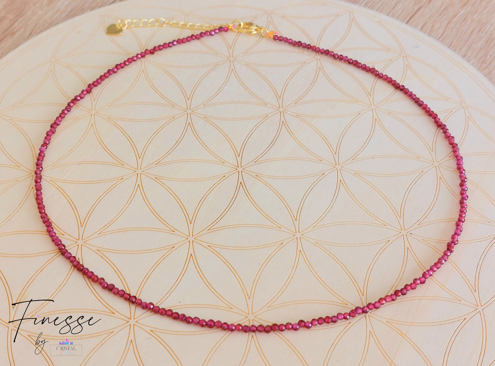 collier-ras-du-cou-perles-pierres-naturelles-grenat-cristal-color