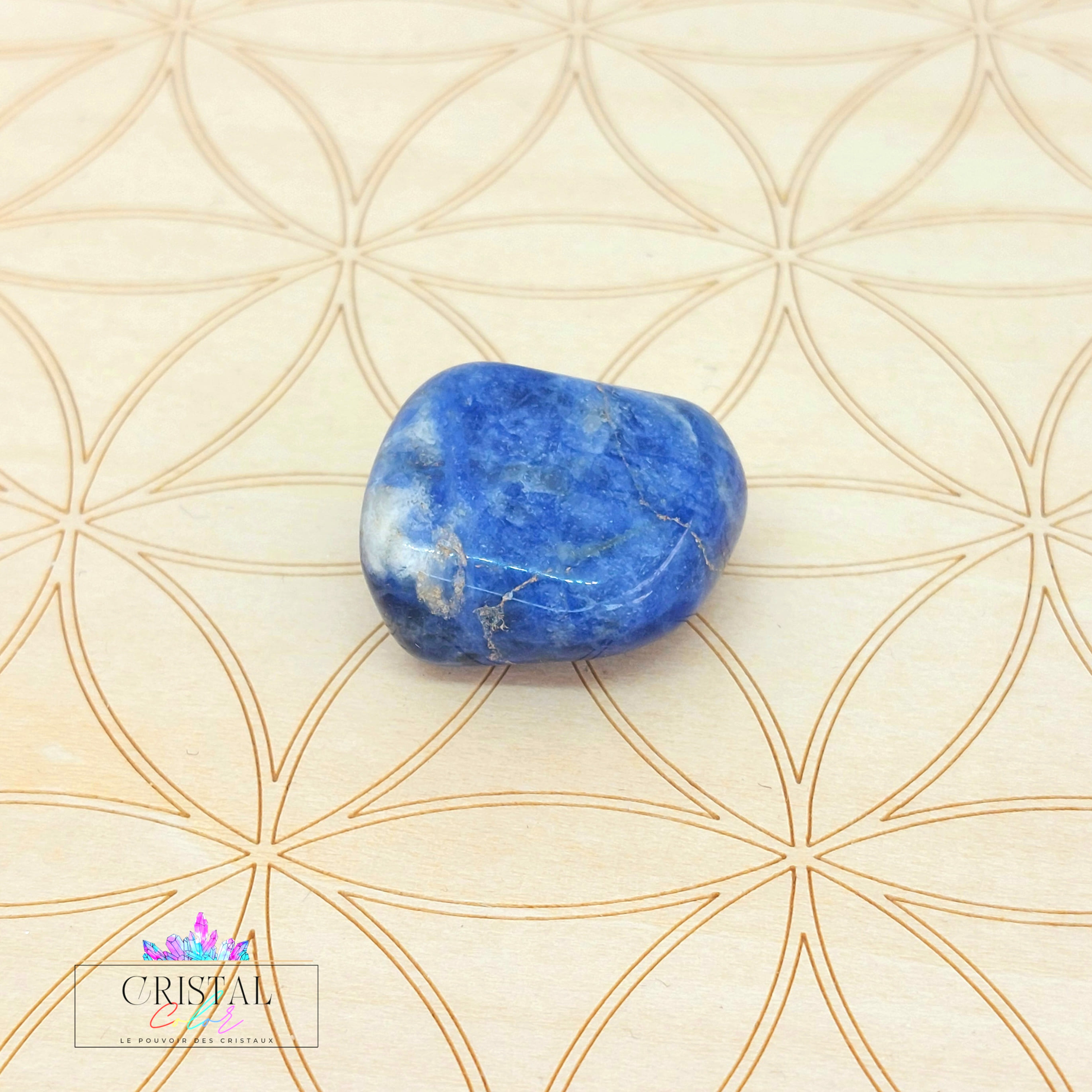 sodalite-seule-pierre-roulee-pierre-naturelle-2cm-cristal-color-le-pouvoir-des-cristaux-by-aline-lithotherapie