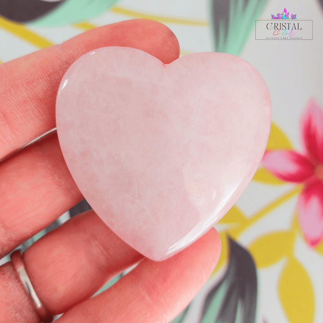 coeur-quartz-rose-cristal-color-le-pouvoir-des-cristaux-lithotherapie-pierres-naturelles-chakra-coeur
