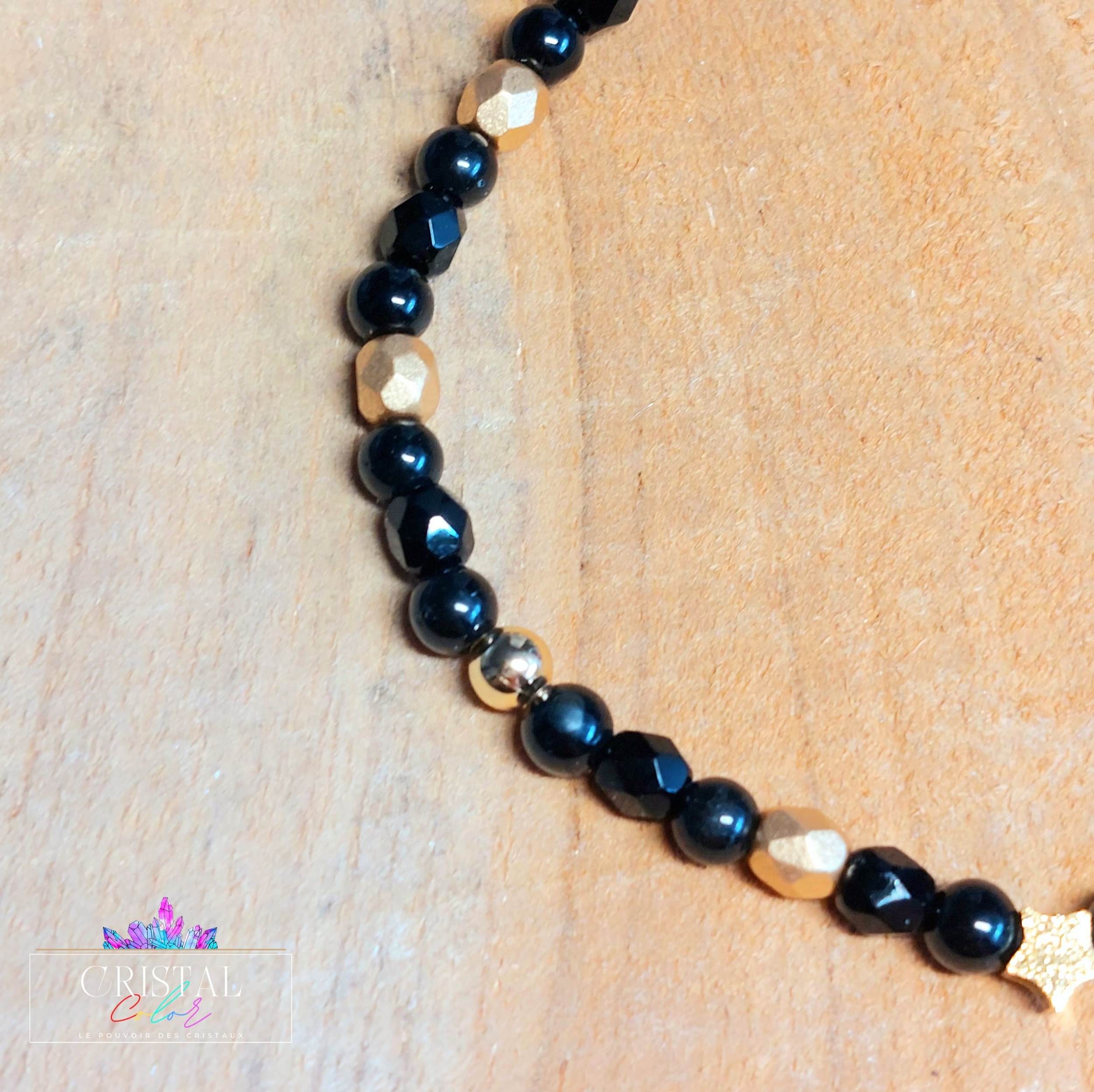 bracelet-pierre-naturelle-lithotherapie-cristal-color-le-pouvoir-des-cristaux-by-aline-tourmaline-noire-dore-2