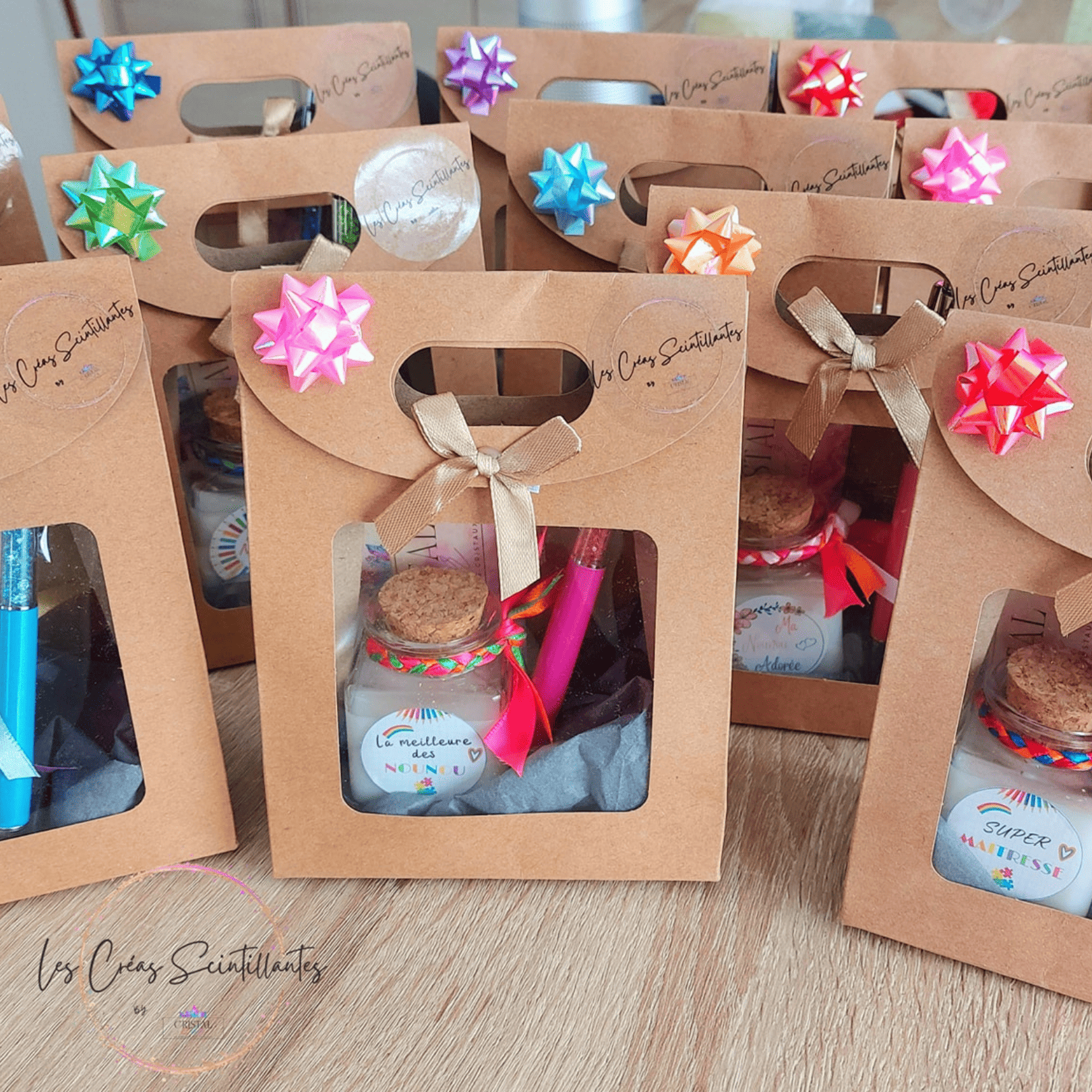 coffret-fin-annee-scolaire-maitresse-atsem-bougie-cristal-color