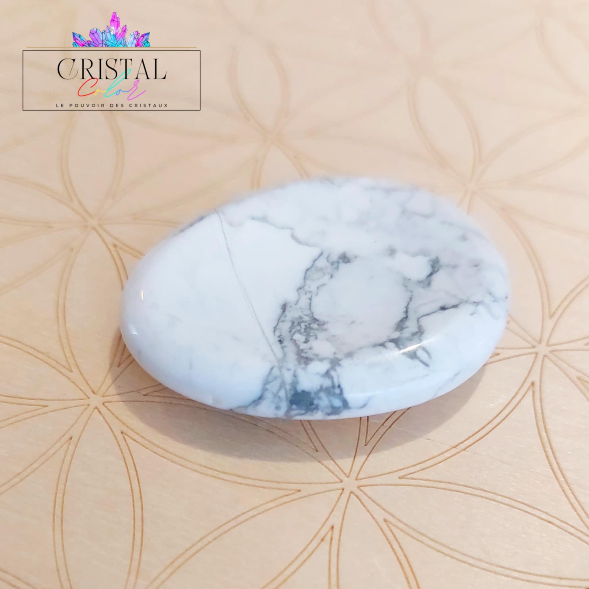 galet-anti-stress-pierre-pouce-howlite-paix-interieure-sommeil-cristal-color-pierre-naturelle-lithotherapie-1