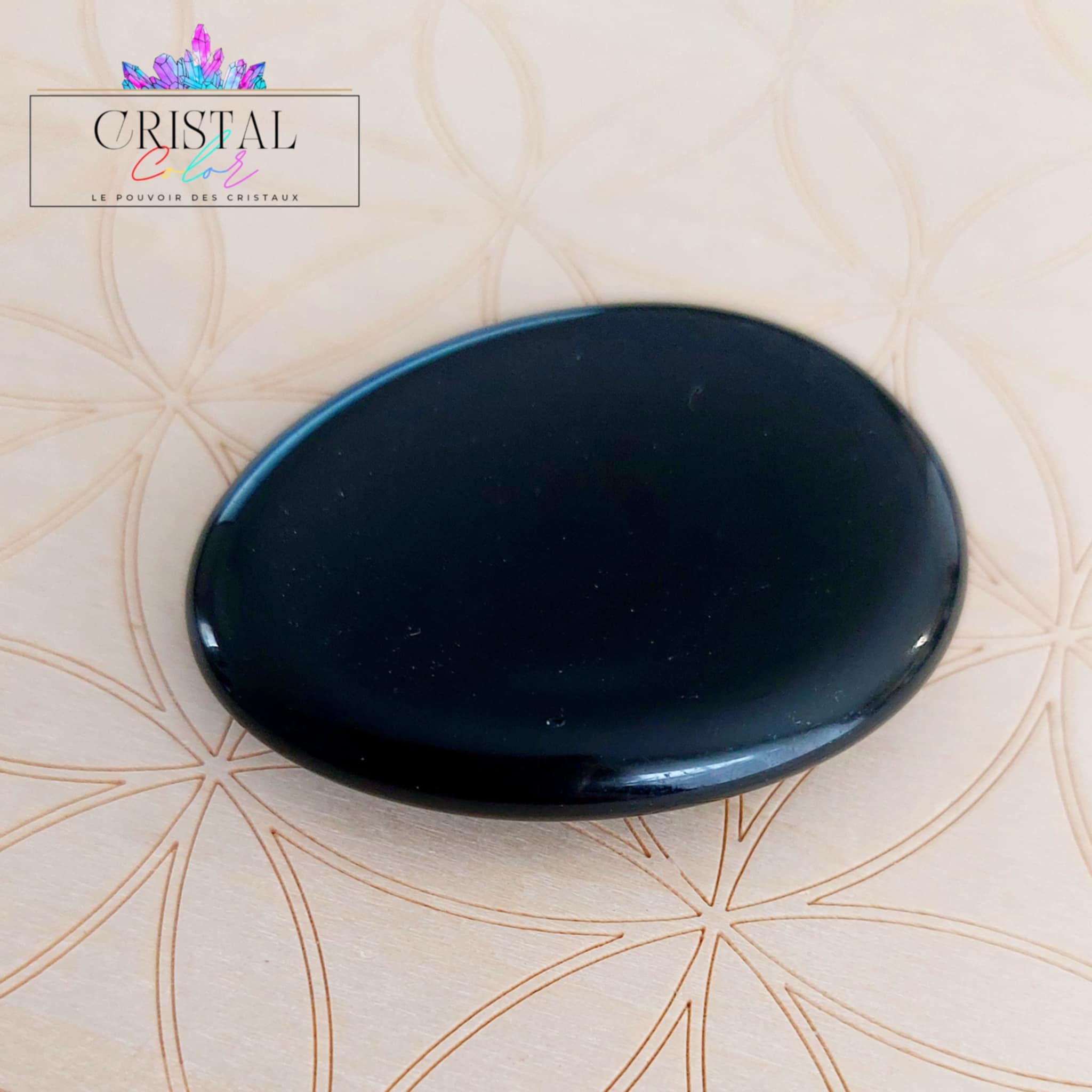 galet-anti-stress-pierre-pouce-obsidienne-paix-interieure-sommeil-cristal-color-pierre-naturelle-lithotherapie-1