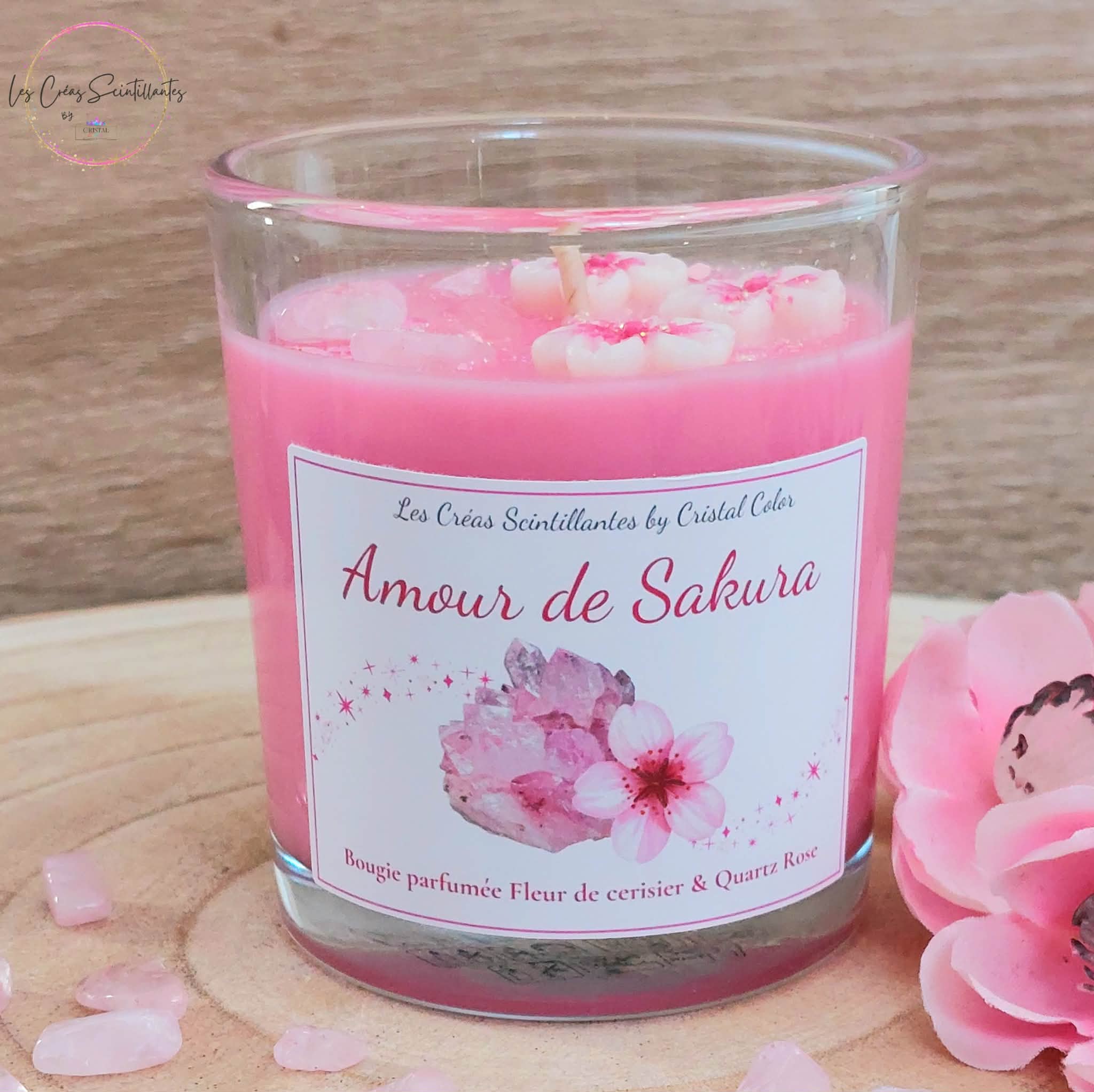 bougie-artisanale-fleur-de-cerisier-cire-vegetale-coco-soja-quartz-rose-parfum-de-grasse-les-creas-scintillantes-by-cristal-color