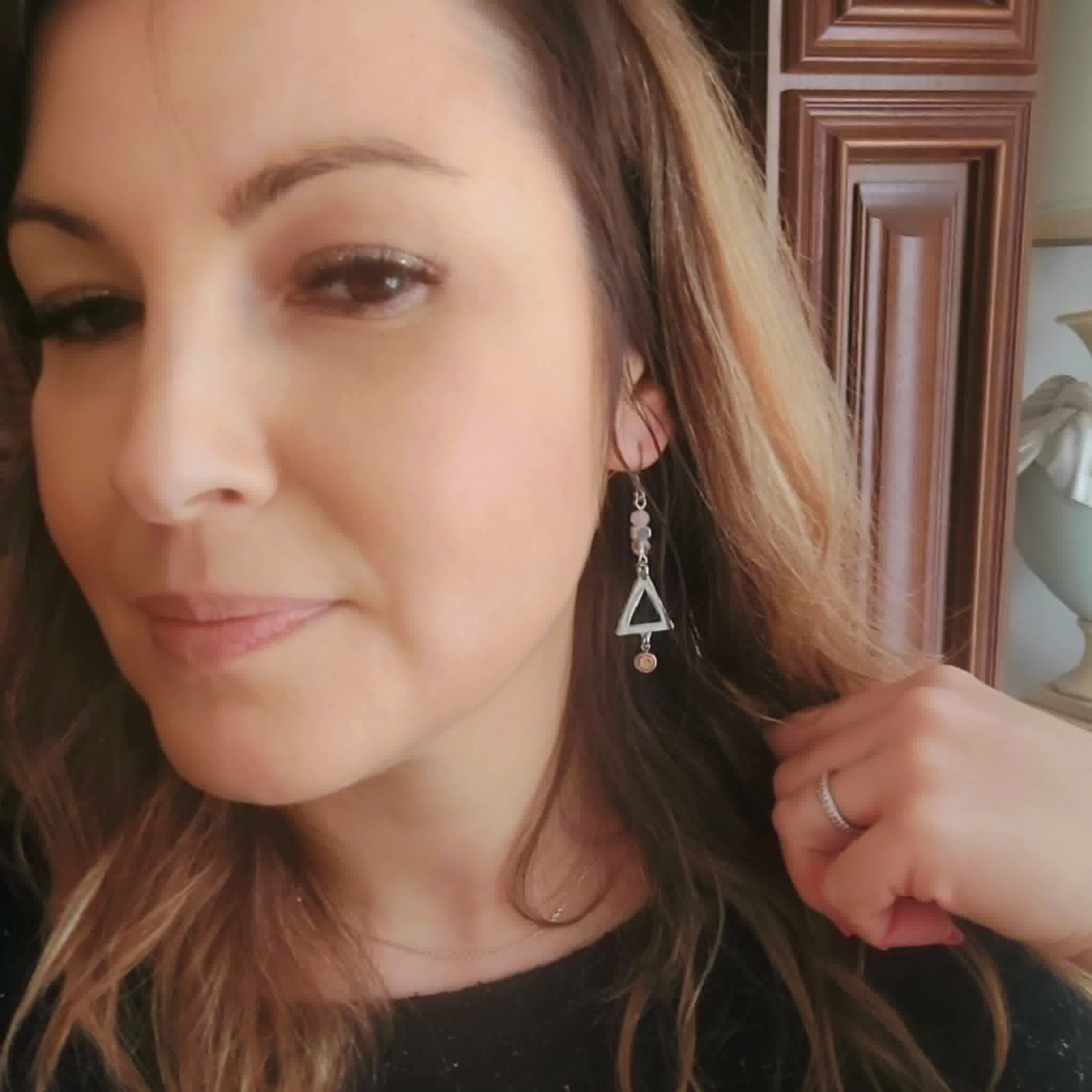 boucles-oreilles-acier-inoxydable-argenté-asymétrique-quartz-rose-triangle-strass-perles-verre-cristal-de-verre-2