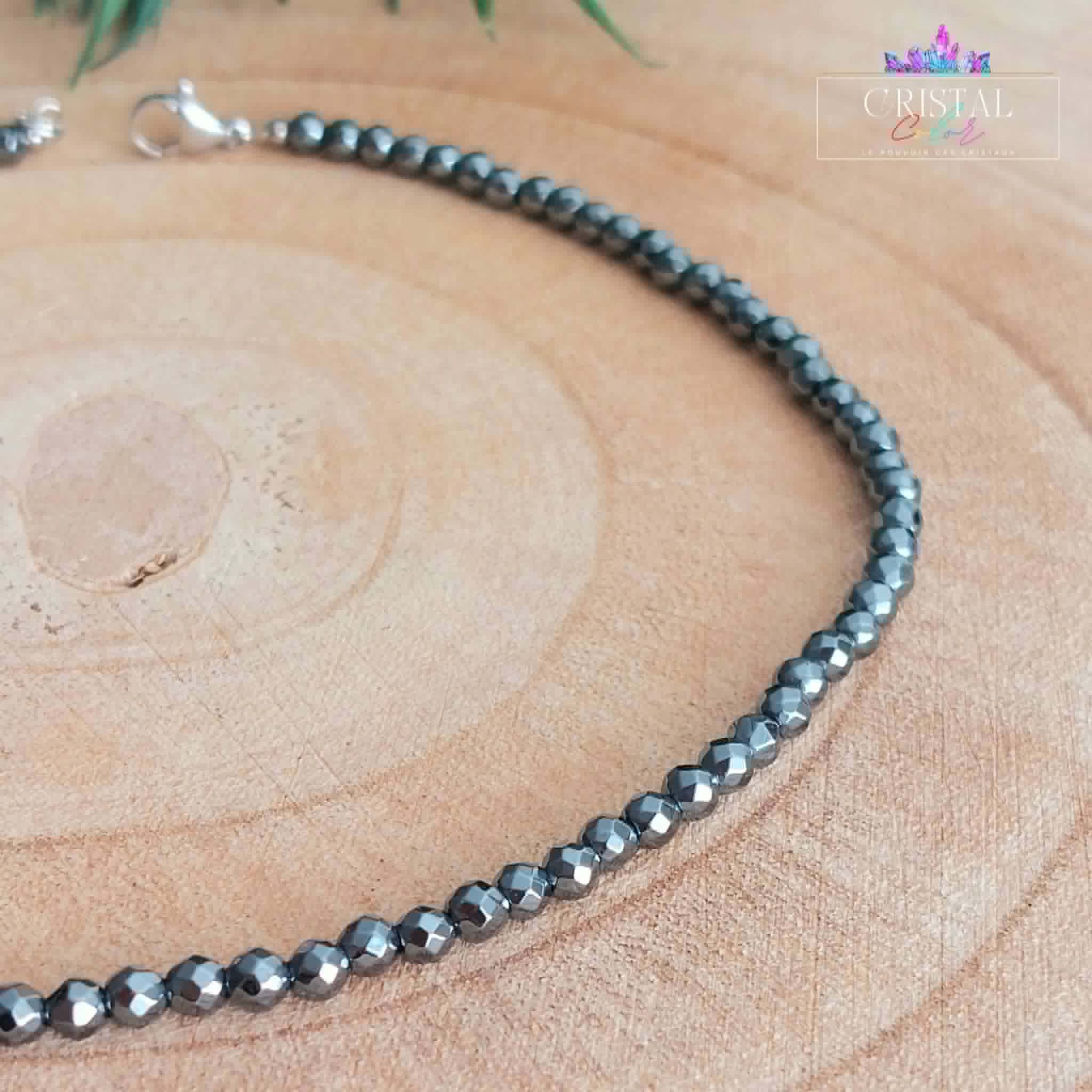 collier-ras-du-cou-facetté-pierres-naturelles-cristal-color-hematite-3